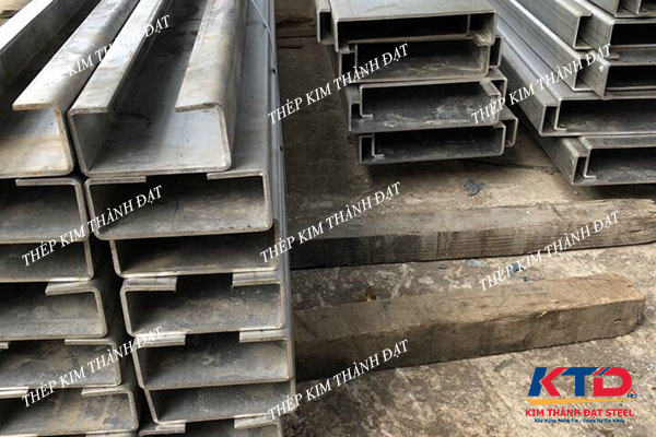 GIA-CONG-THEP-U-THEO-YEU-CAU