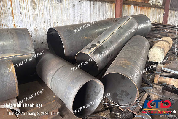 GIA-CONG-CUON-ONG-THEP-D600